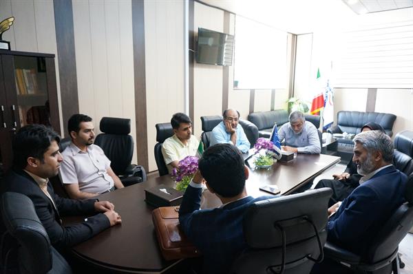 برگزاری جلسه هماهنگی کمیسیون کسب و کارهای نوین نظام صنفی با حضور مدیر کل ICT قم