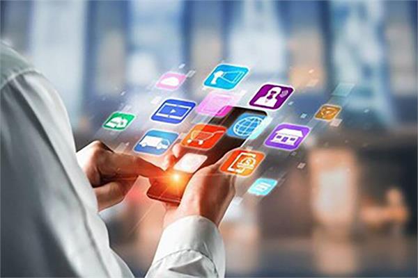 استقبال دانش‌آموزان قمی از آموزش برنامه‌نویسی در سکوی فینکا
