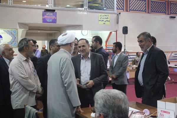 حضور آقای مهندس هانی مدیر کل ICT استان قم در ستاد شماره یک انتخابات استان قم