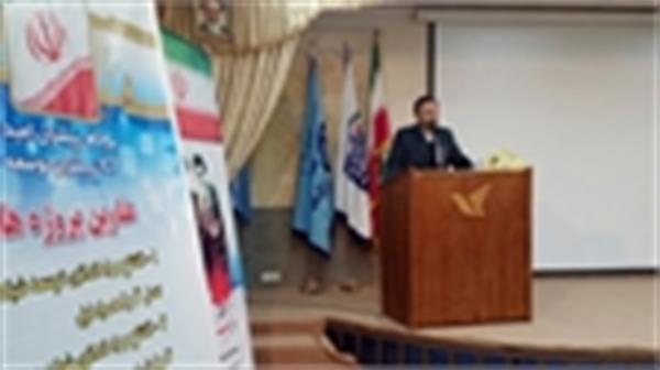 دیدار دکتر واعظی با کارکنان حوزه ارتباطات و فناوری اطلاعات استان قم