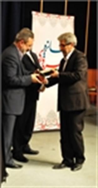 شرکت ارتباطات زیرساخت برای سومین سال متوالی موفق به دریافت" تندیس و لوح تقدیر سازمان بهره ور " شد