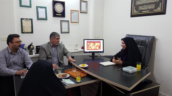 بازدید مدیر کل ICT استان از شرکت برنامه نویسان همراه فجر