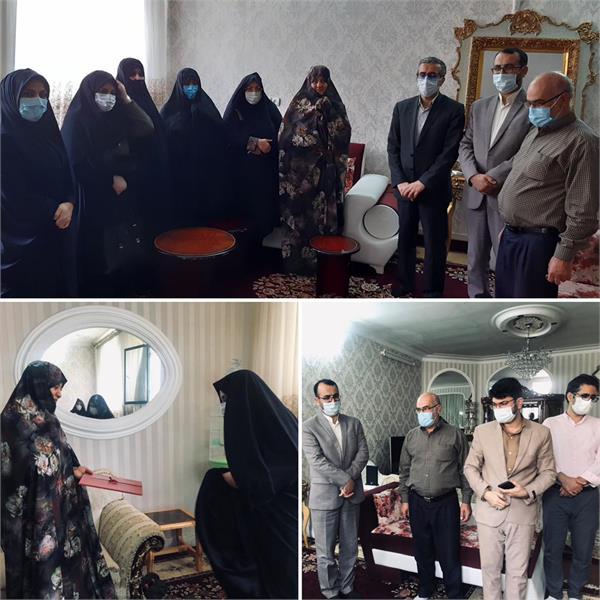دیدار مدیر کل ارتباطات و فناوری اطلاعات استان قم با بانوان ایثارگر