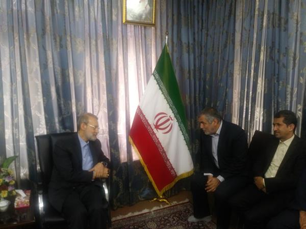 دیدار آقای هانی مدیر کل ICT قم با دکتر علی لاریجانی ریاست مجلس شورای اسلامی و نماینده محترم مردم شریف قم