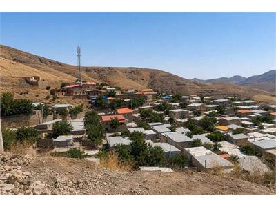 توسعه‌ی زیرساخت‌های ارتباطی بخش قاهان با اجرای ۱۴ سایت روستایی