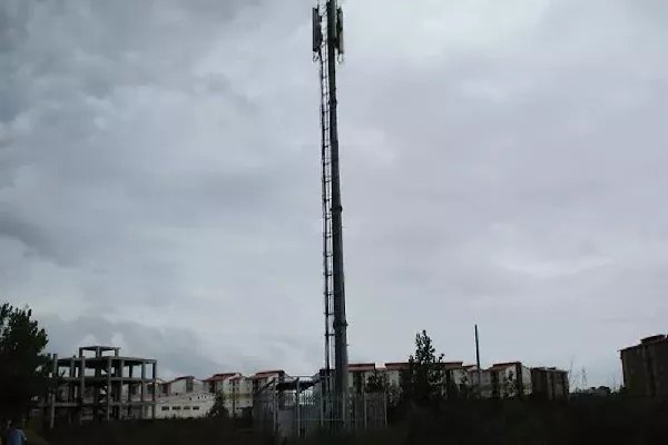 دسترسی 1347 نفر از اهالی دو روستای گرازی و جیز آباد به اینترنت پرسرعت فراهم شد