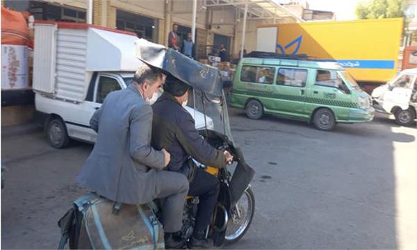 بازدید موتوری مدیرعامل شرکت ملی پست از روند خدمت‌رسانی به مردم قم