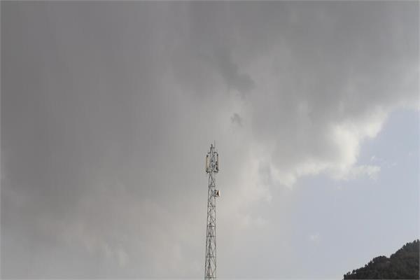 دسترسی اهالی روستای تلخه‌دان بزرگ امیرآباد در استان کهگیلویه و بویراحمد به اینترنت پرسرعت