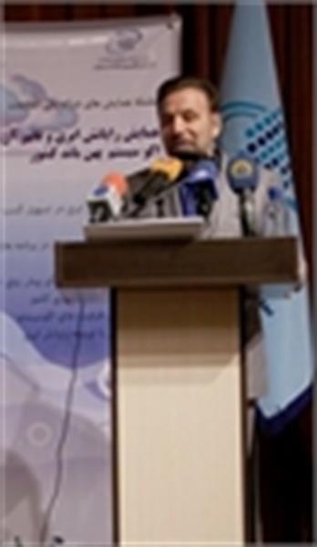 دکترواعظی: اساس سیاست اقتصاد مقاومتی، انتخاب مردم، حمایت از شرکتهای دانش بنیان و تحقیق بومی است